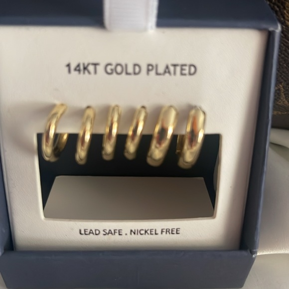 House of Harlow 1960 14KT gold plated. New - Picture 2 of 2